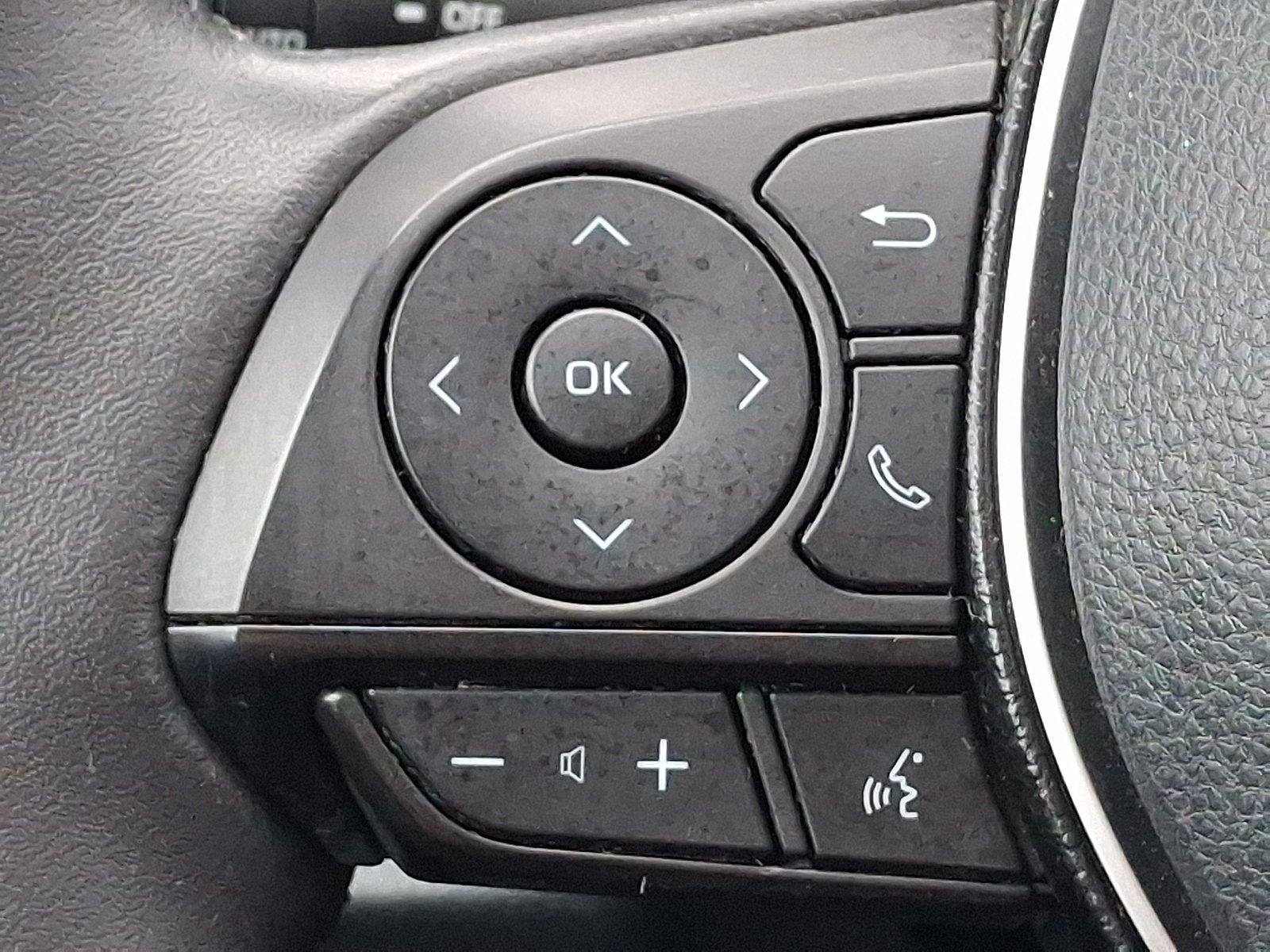 2020 Toyota RAV4 Base