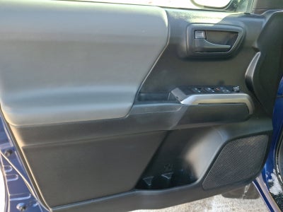 2022 Toyota Tacoma 4WD Base