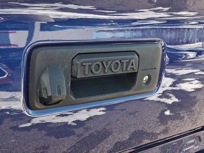 2022 Toyota TACOMA SR5 SR5