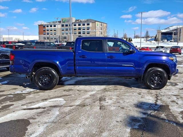 2022 Toyota TACOMA SR5 SR5