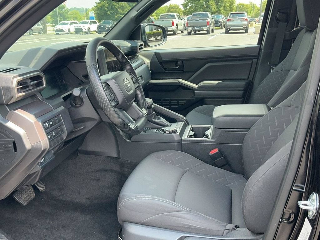 2025 Toyota Tacoma 4WD SR5