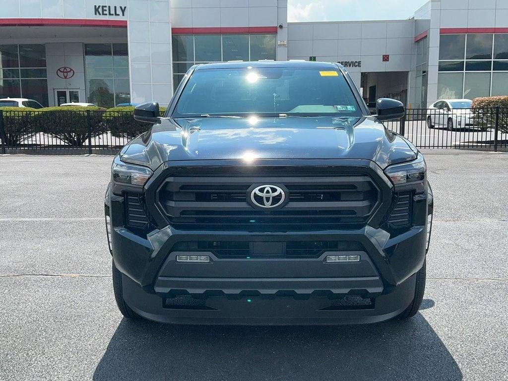 2025 Toyota Tacoma 4WD SR5