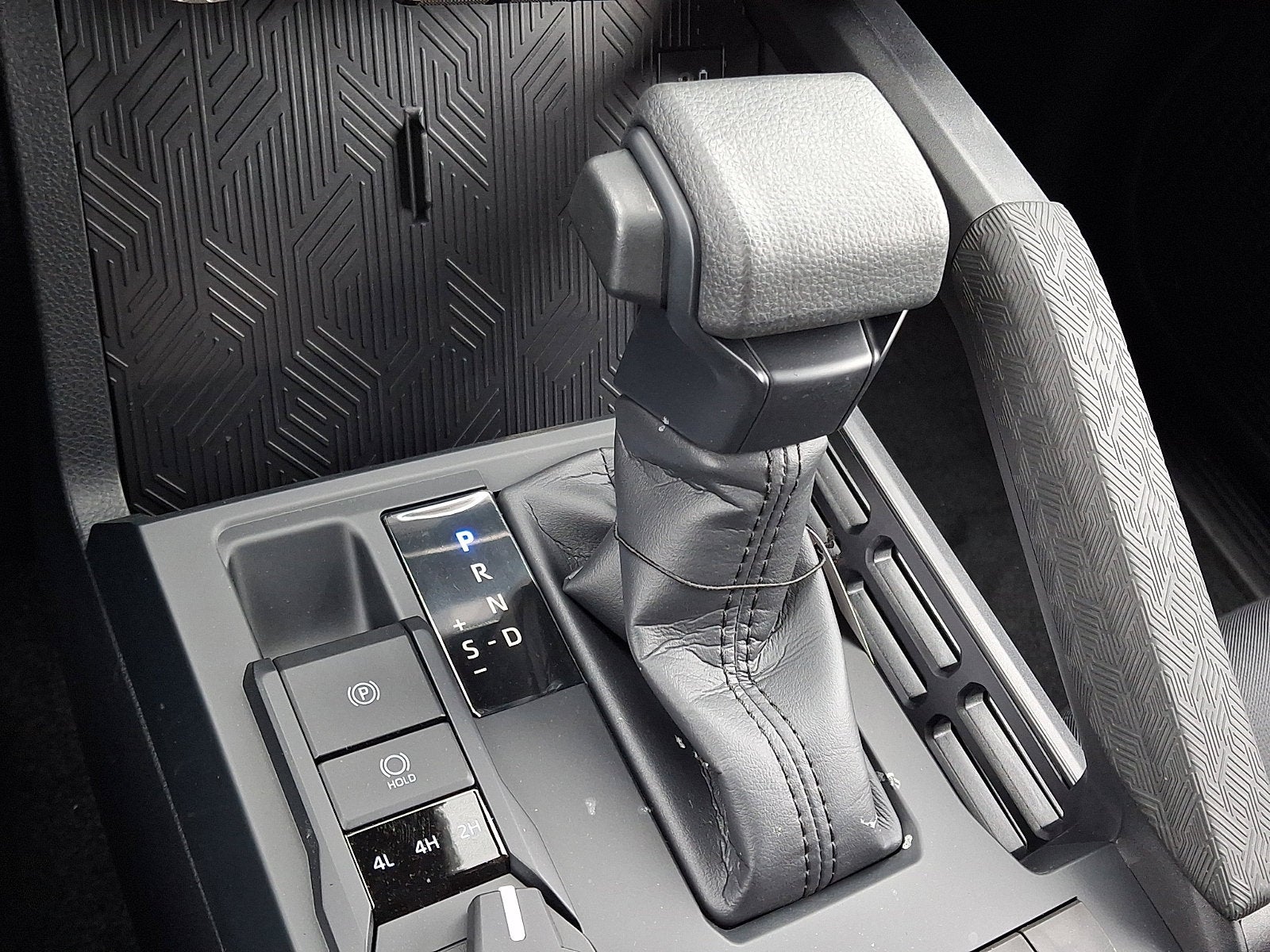 2026 Toyota TACOMA DOUBLE C Base