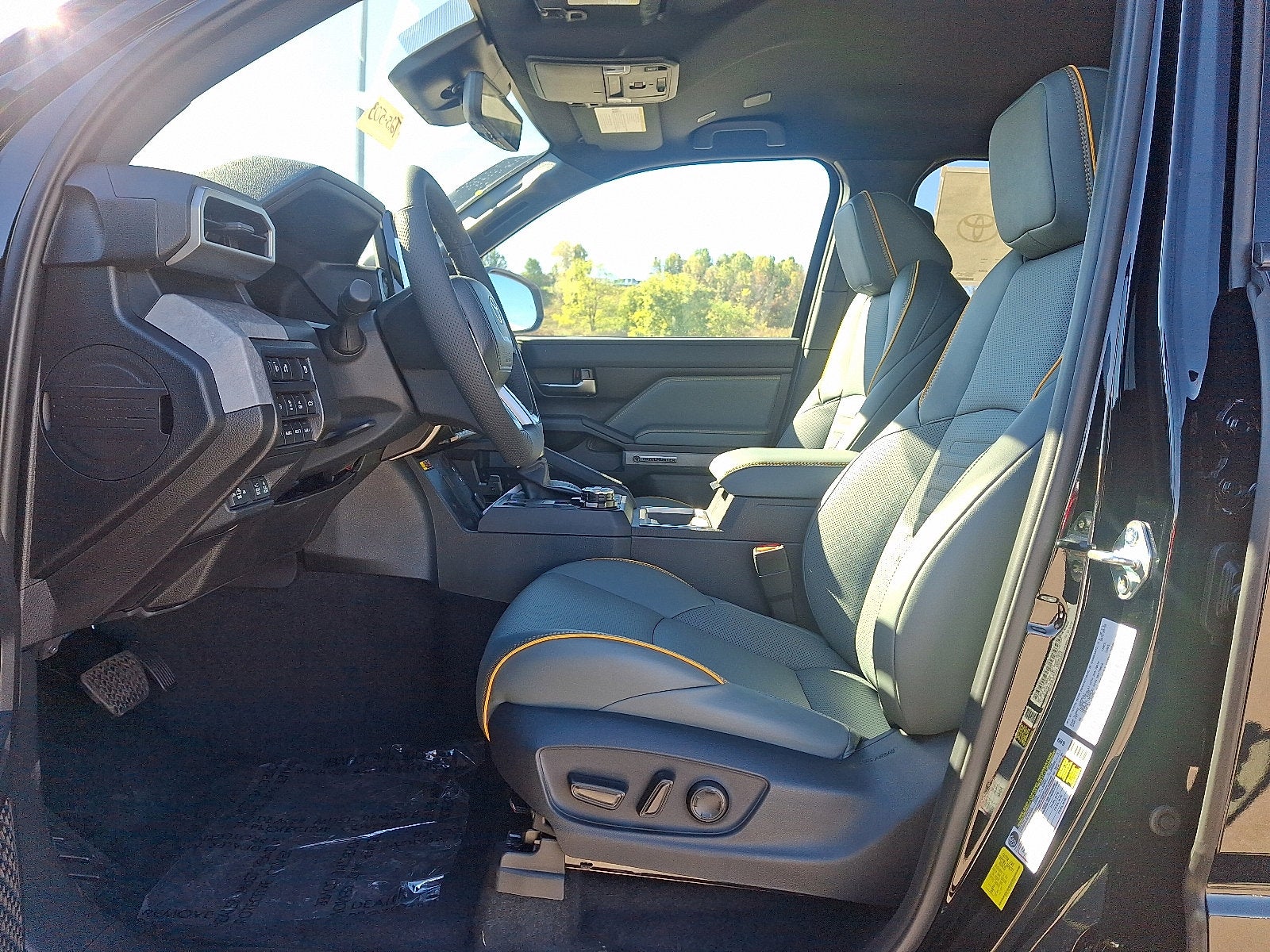 2025 Toyota Tacoma 4WD Trailhunter Hybrid