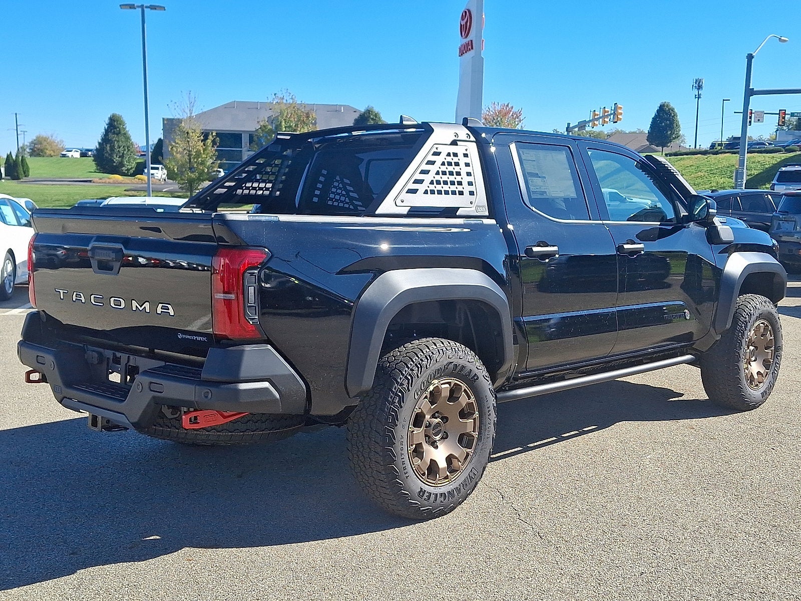 2025 Toyota Tacoma 4WD Trailhunter Hybrid