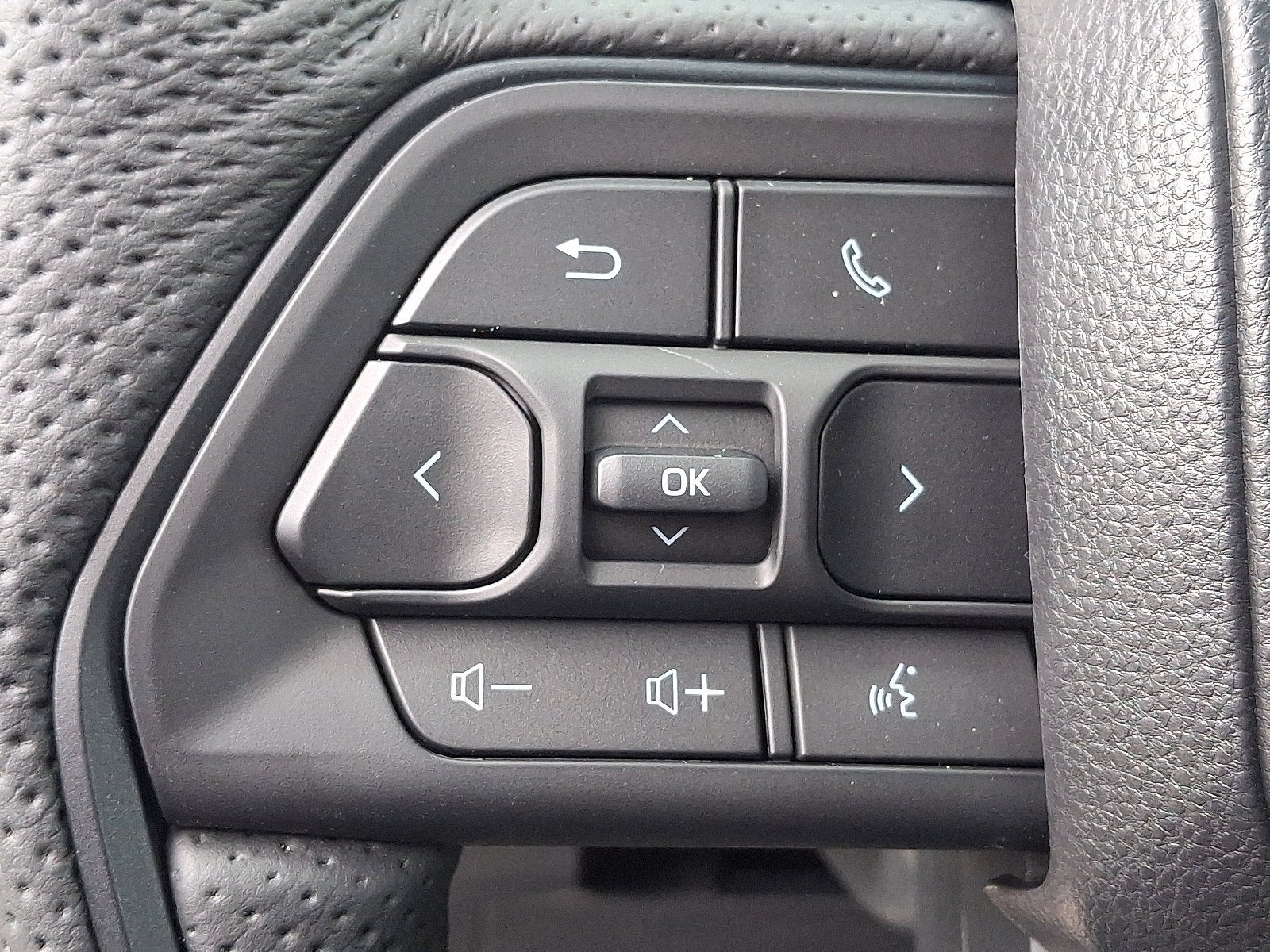 2025 Toyota Tacoma 4WD TRD Pro Hybrid