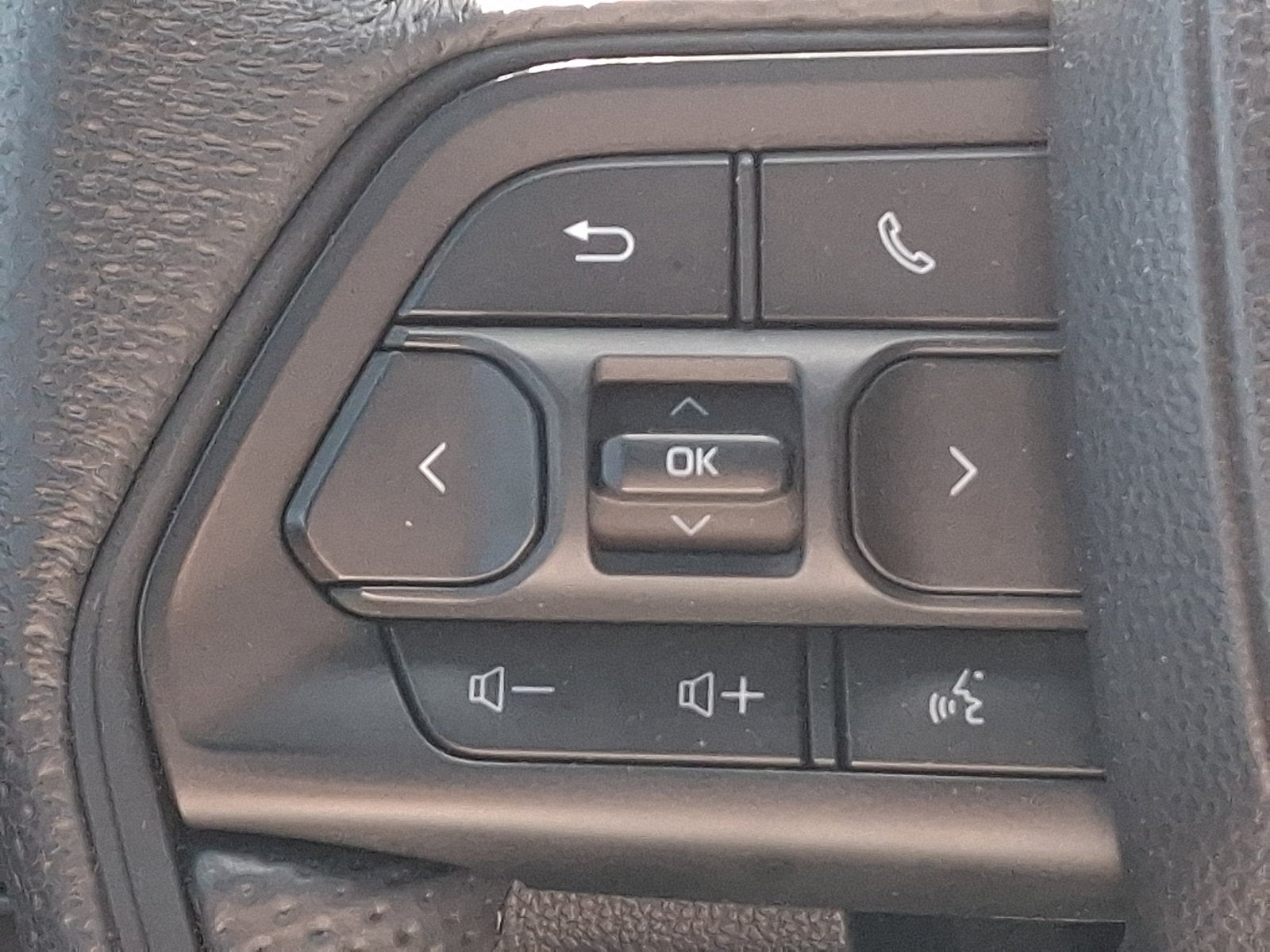 2025 Toyota Tacoma 4WD Base