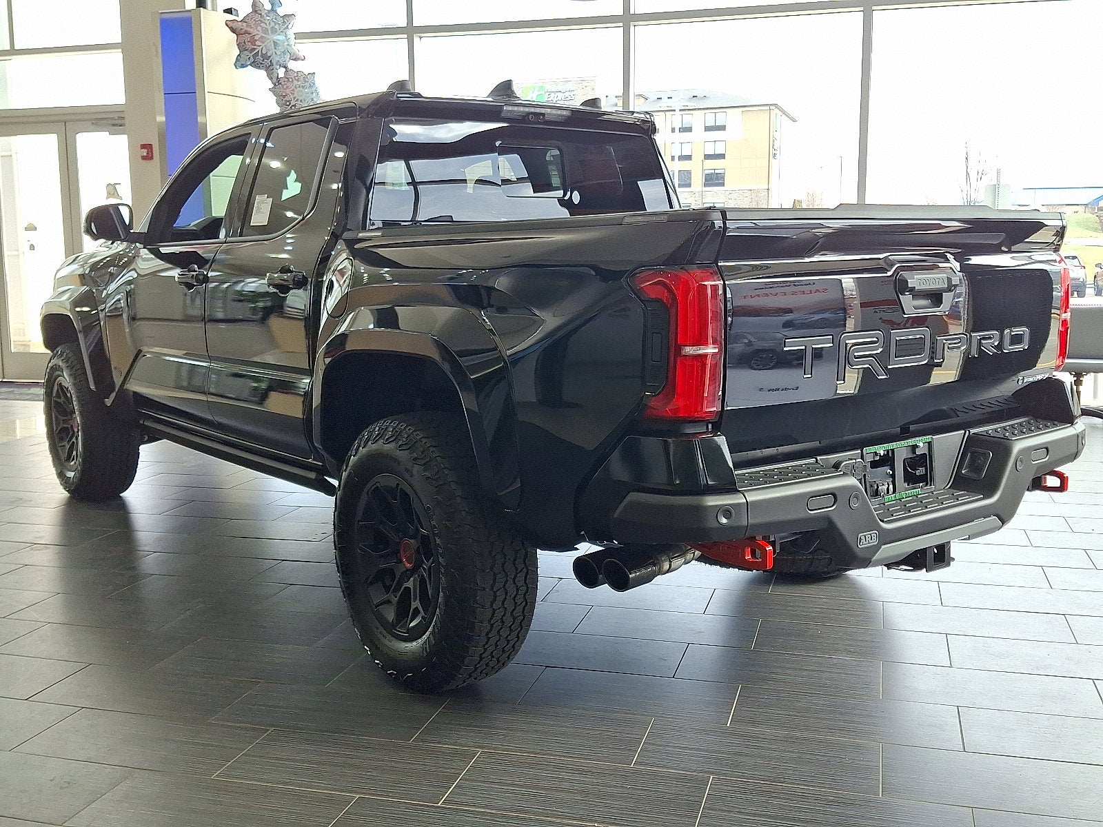 2025 Toyota Tacoma 4WD TRD Pro Hybrid