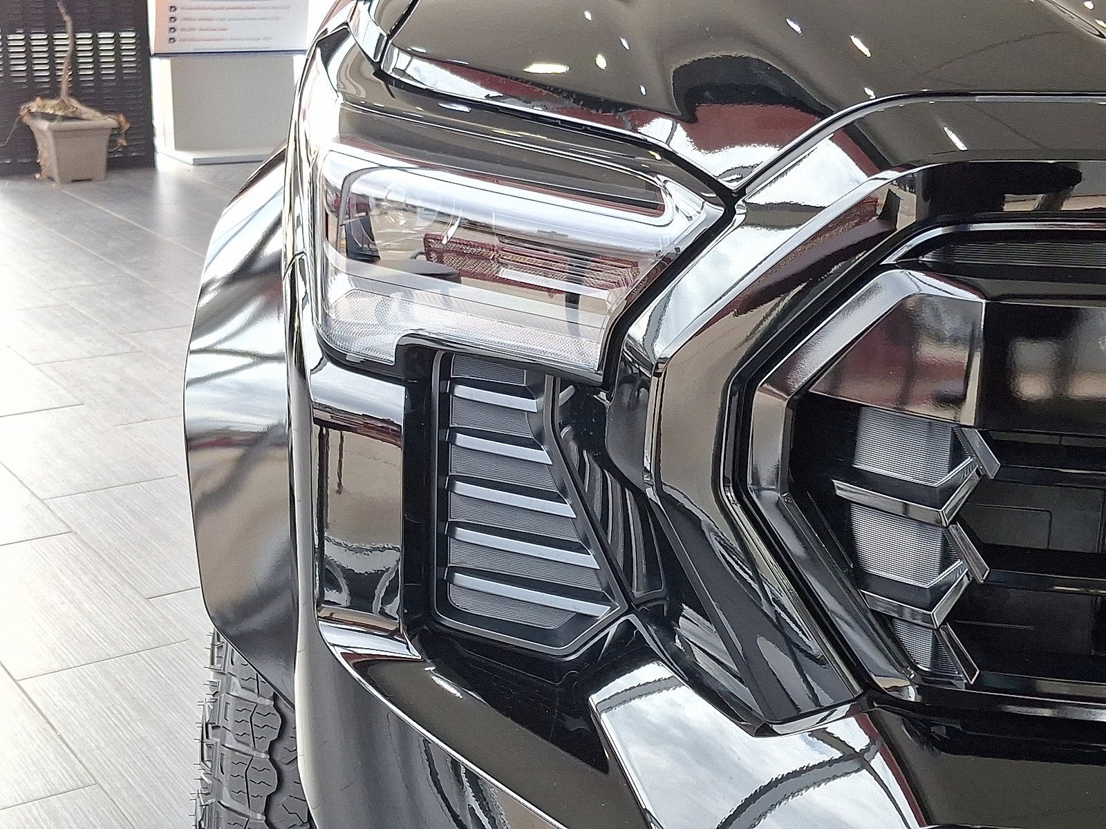 2025 Toyota Tacoma 4WD TRD Pro Hybrid