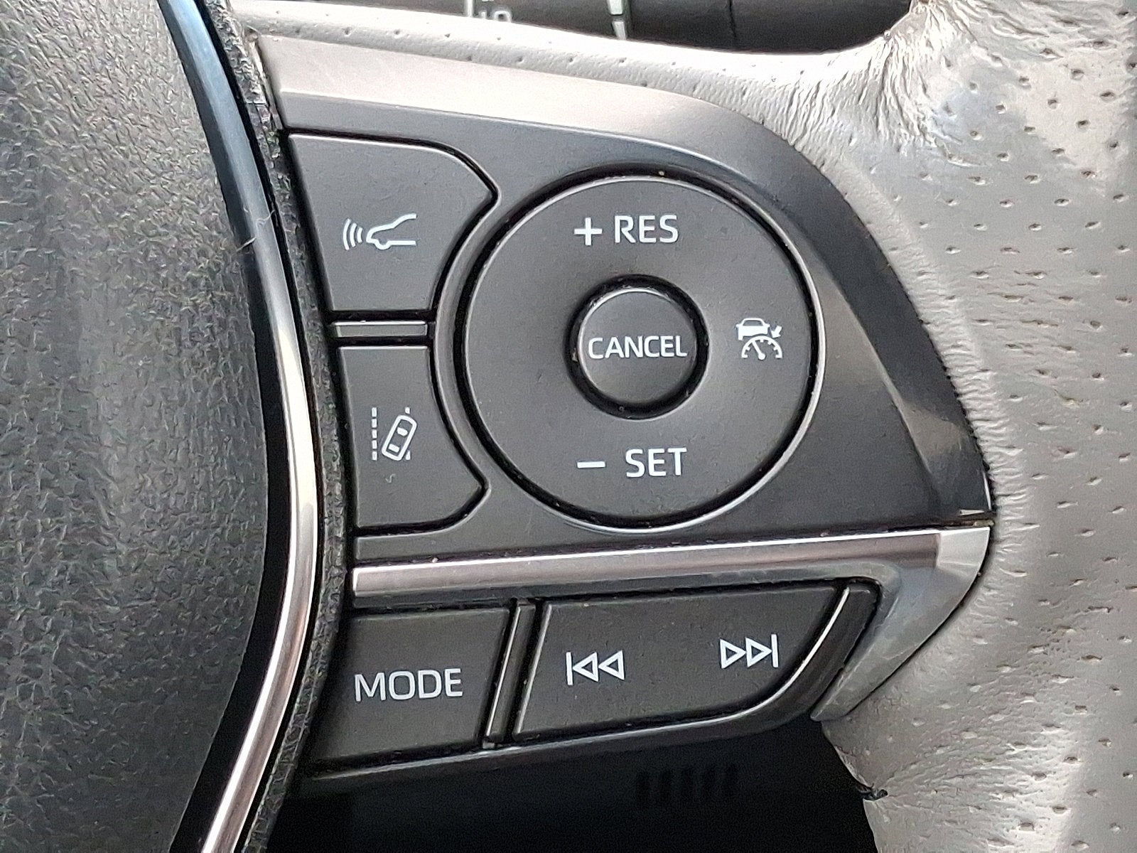 2020 Toyota Avalon Hybrid Limited