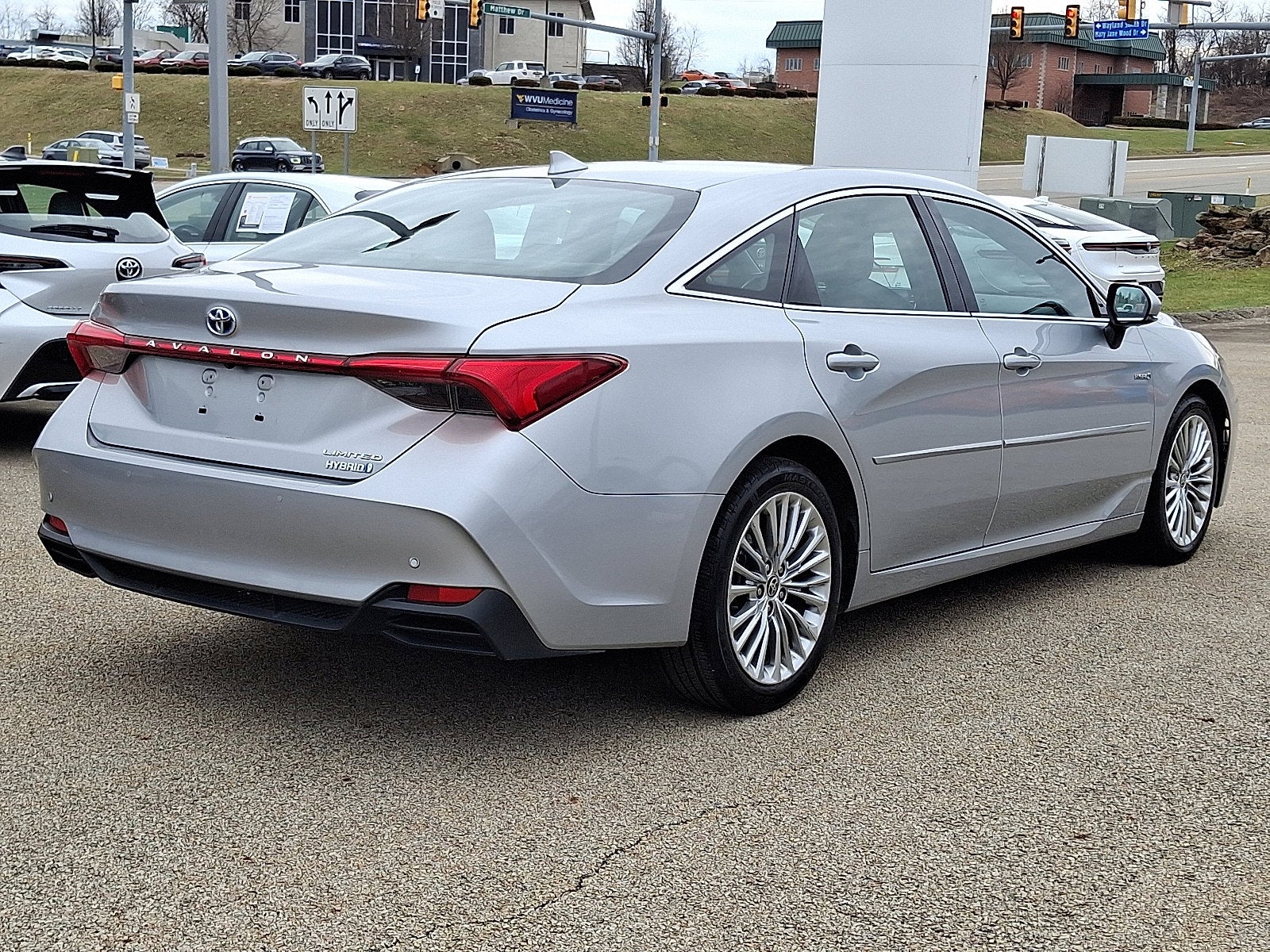 2020 Toyota Avalon Hybrid Limited