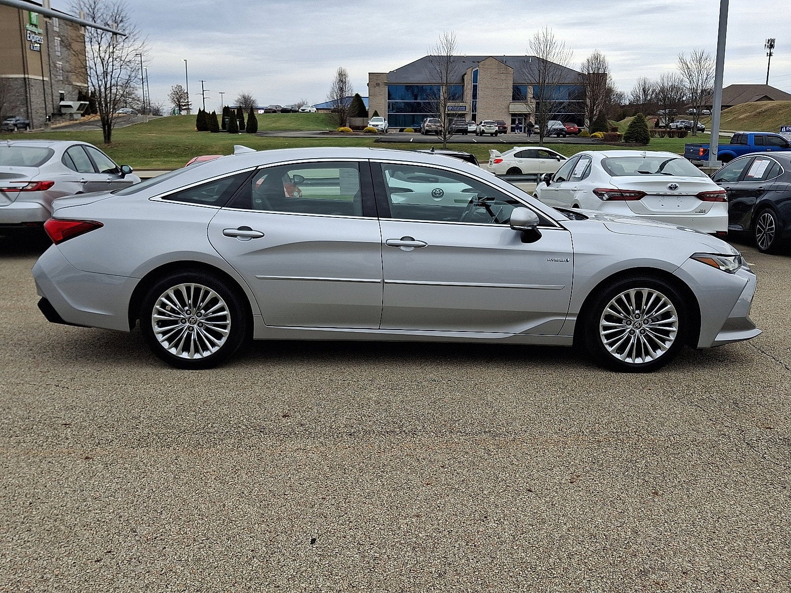 2020 Toyota Avalon Hybrid Limited