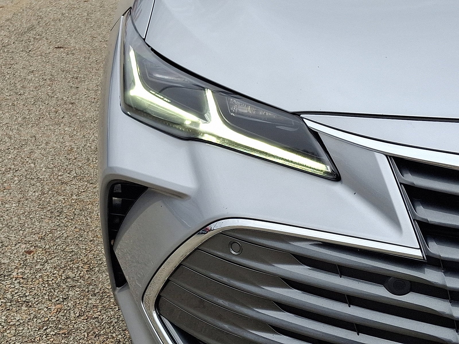 2020 Toyota Avalon Hybrid Limited
