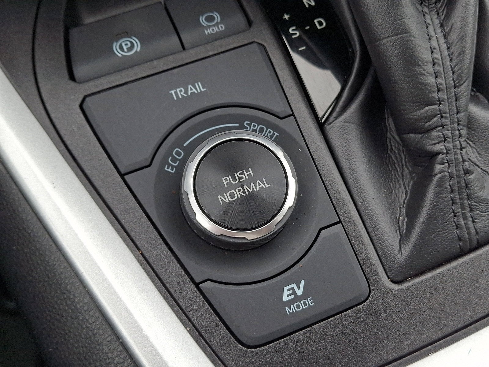 2024 Toyota RAV4 HYBRID Hybrid LE