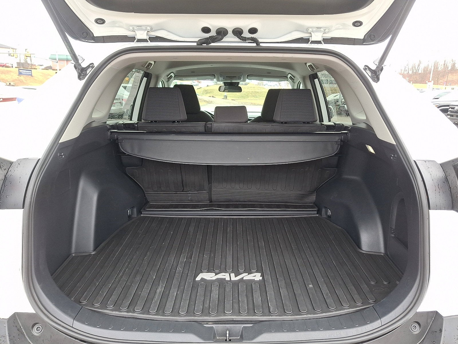 2024 Toyota RAV4 HYBRID Hybrid LE