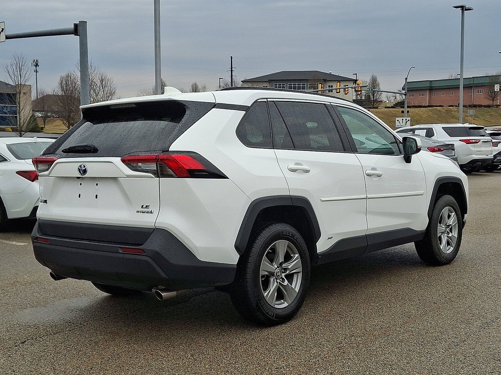 2024 Toyota RAV4 HYBRID Hybrid LE