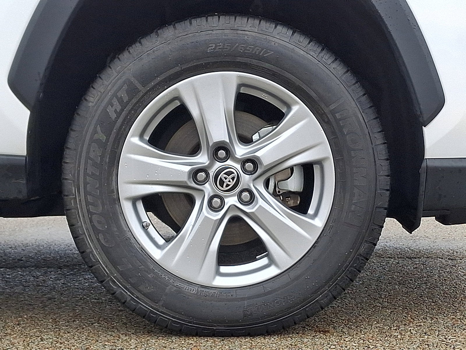 2024 Toyota RAV4 HYBRID Hybrid LE