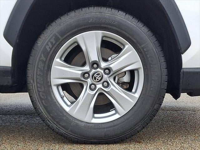 2024 Toyota RAV4 HYBRID Hybrid LE