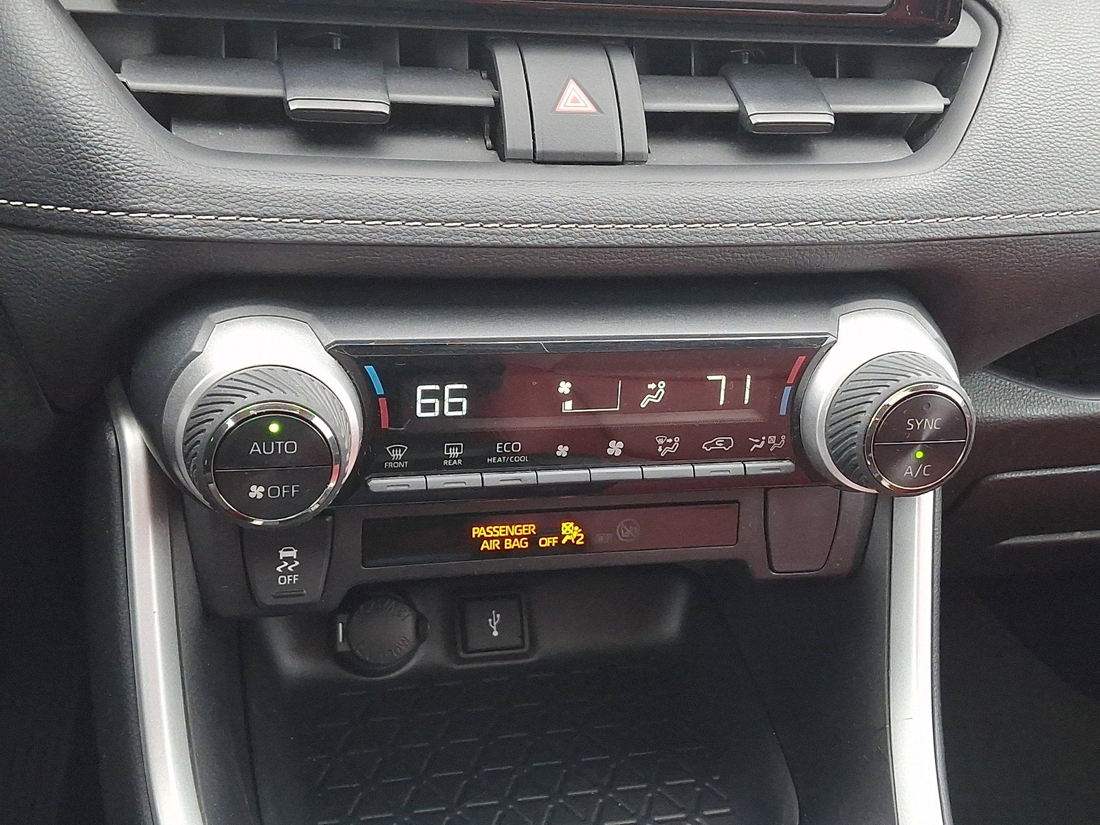 2021 Toyota RAV4 HYBRID Hybrid XLE