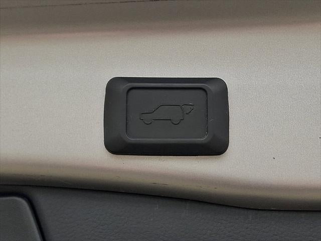 2021 Toyota RAV4 HYBRID Hybrid XLE