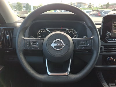 2024 Nissan Pathfinder S