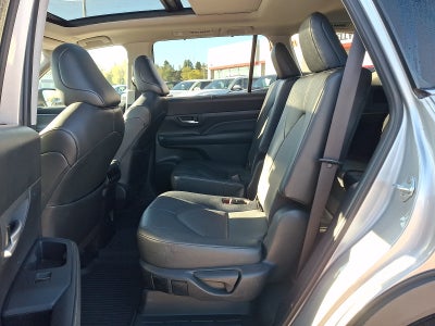 2024 Toyota Grand Highlander Base