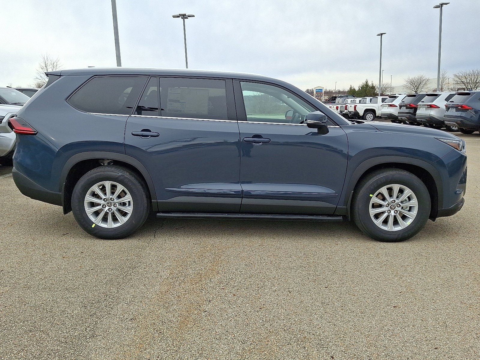 2026 Toyota Grand Highlander Base