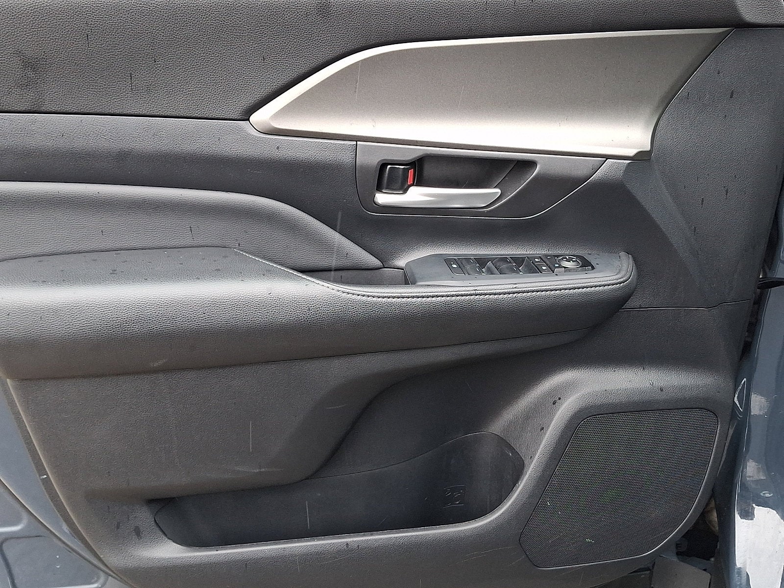 2025 Toyota Grand Highlander Base
