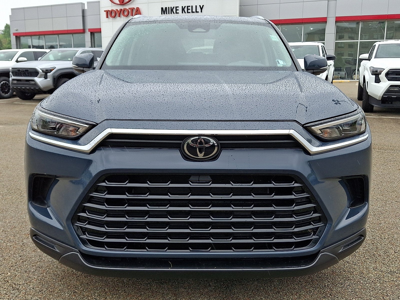 2025 Toyota Grand Highlander Base