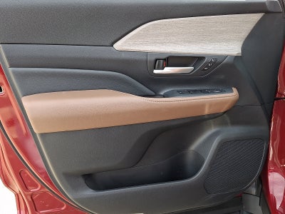 2025 Toyota Grand Highlander Base