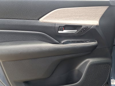 2024 Toyota Grand Highlander Base