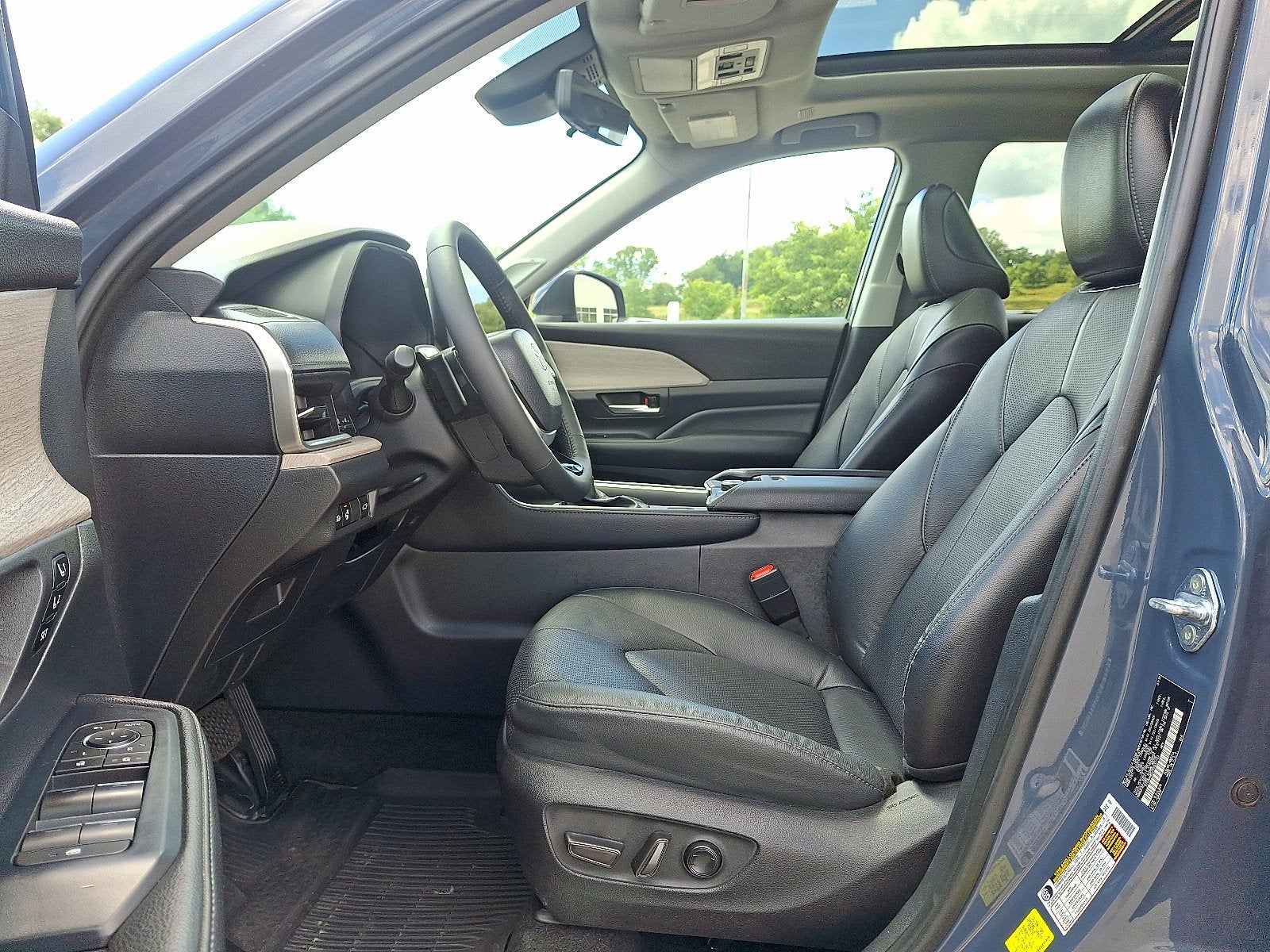 2024 Toyota Grand Highlander Base