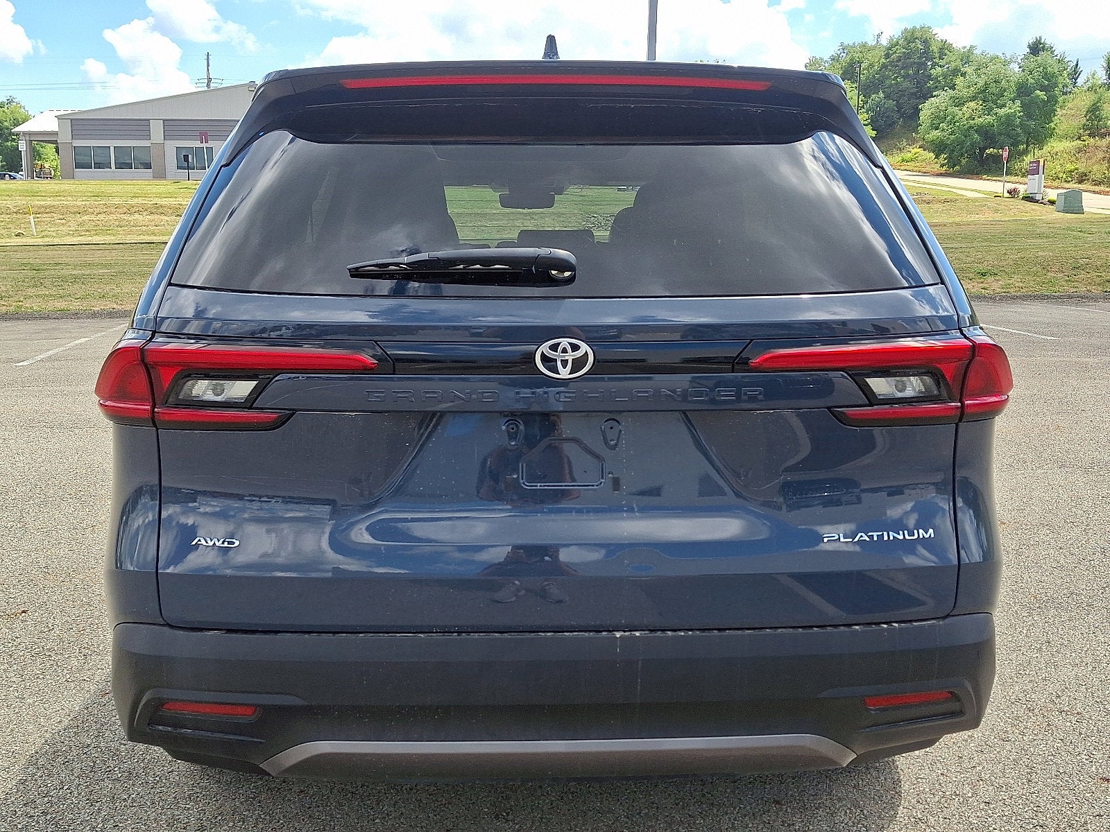 2024 Toyota Grand Highlander Base