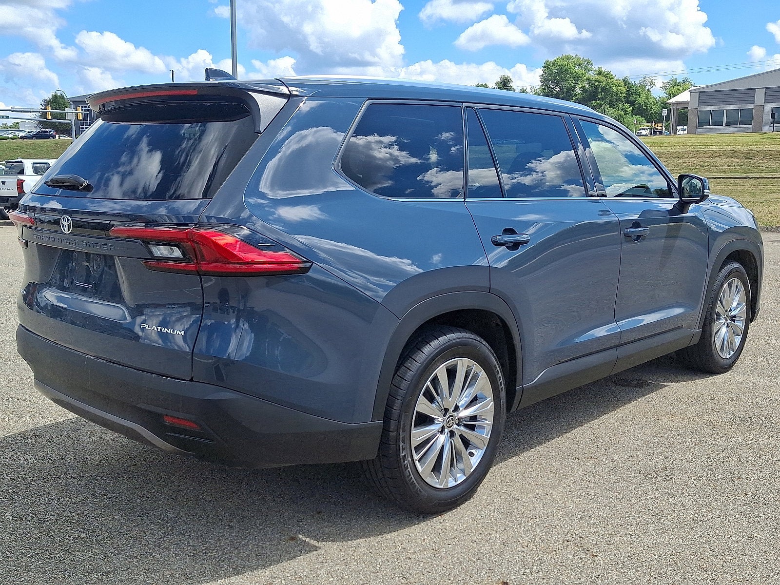 2024 Toyota Grand Highlander Base