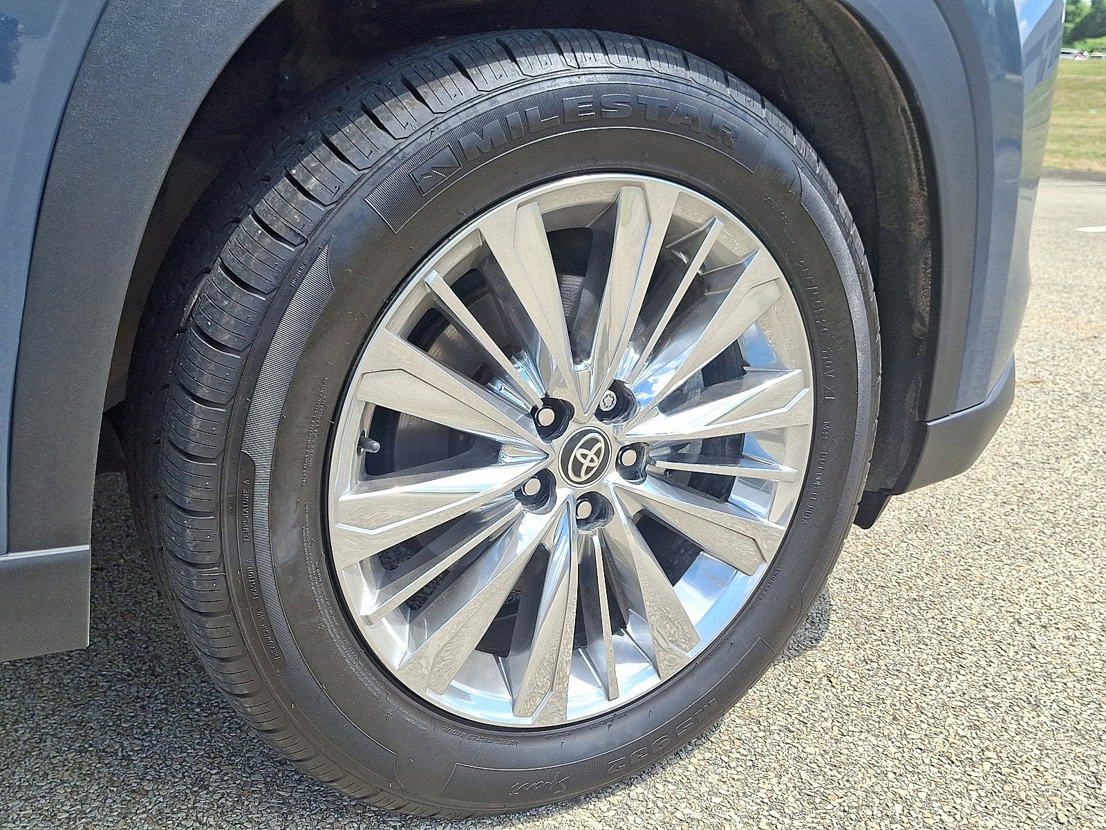 2024 Toyota Grand Highlander Base