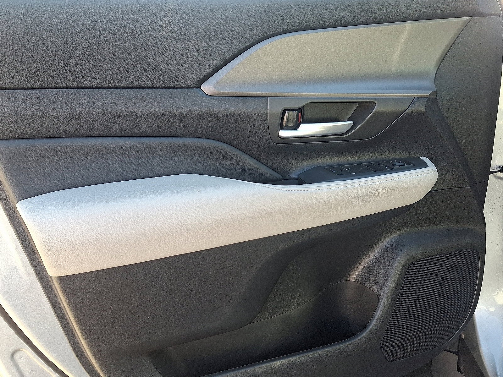 2024 Toyota Grand Highlander Base