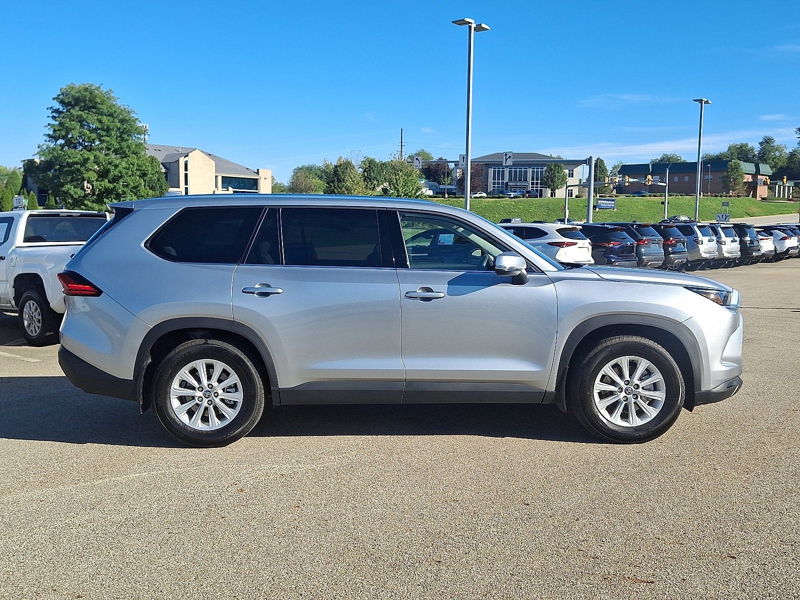 2024 Toyota Grand Highlander Base