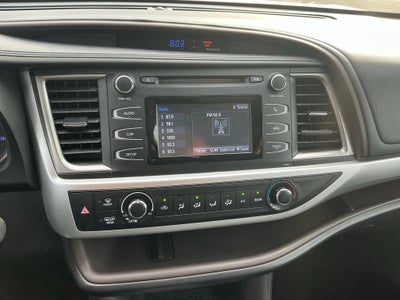 2019 Toyota Highlander LE