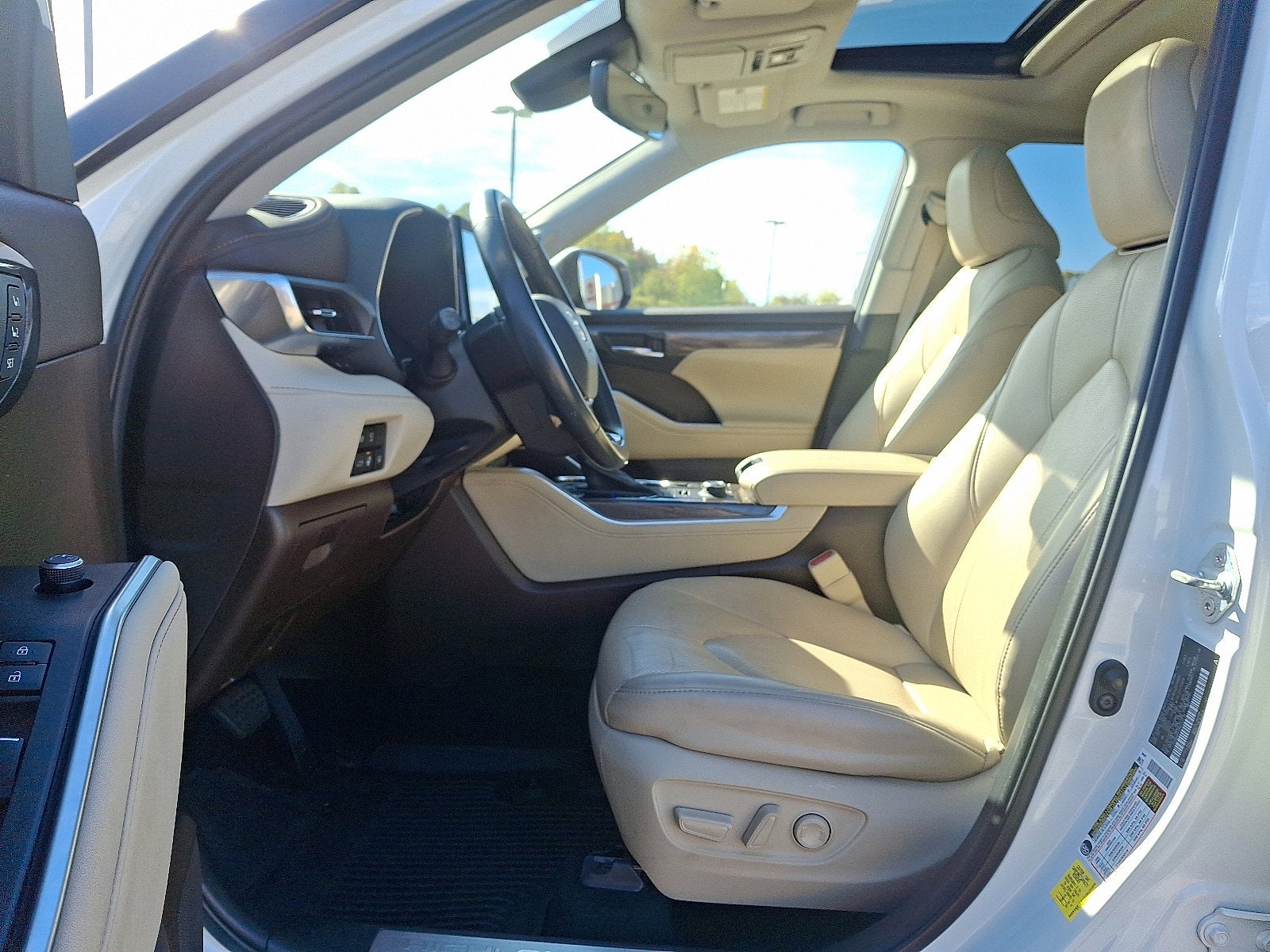 2021 Toyota Highlander Base