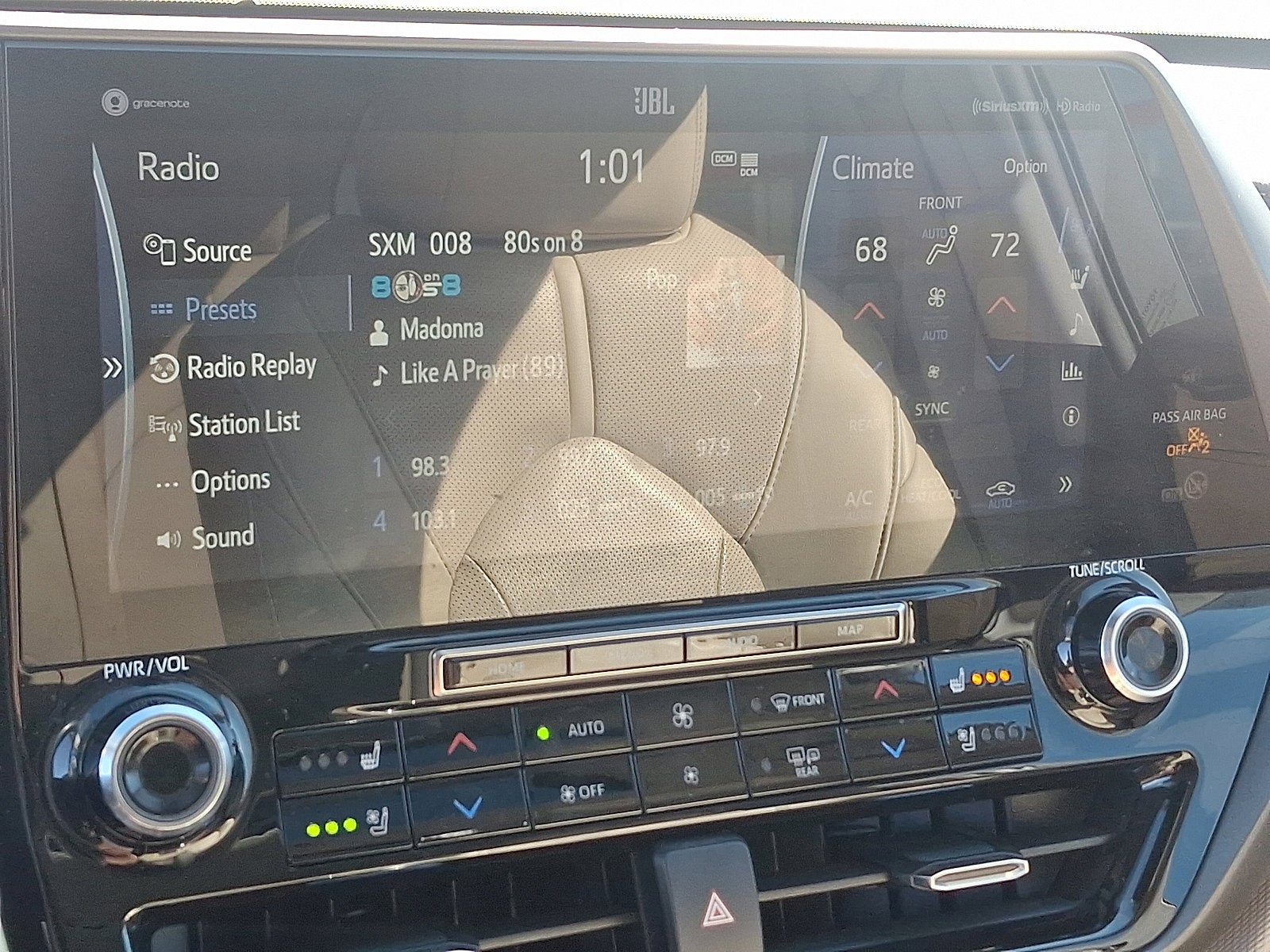 2021 Toyota Highlander Base