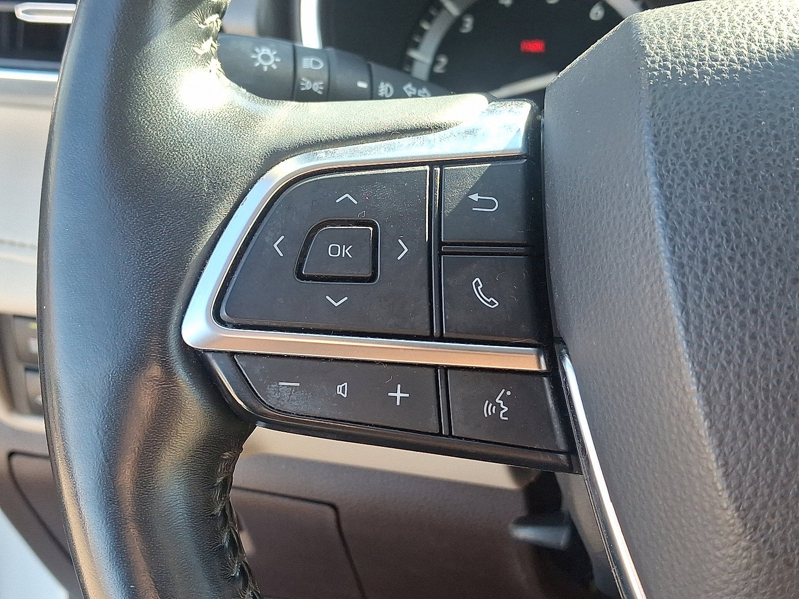 2021 Toyota Highlander Base