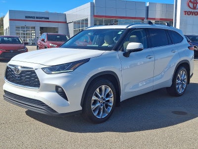 2021 Toyota Highlander Base