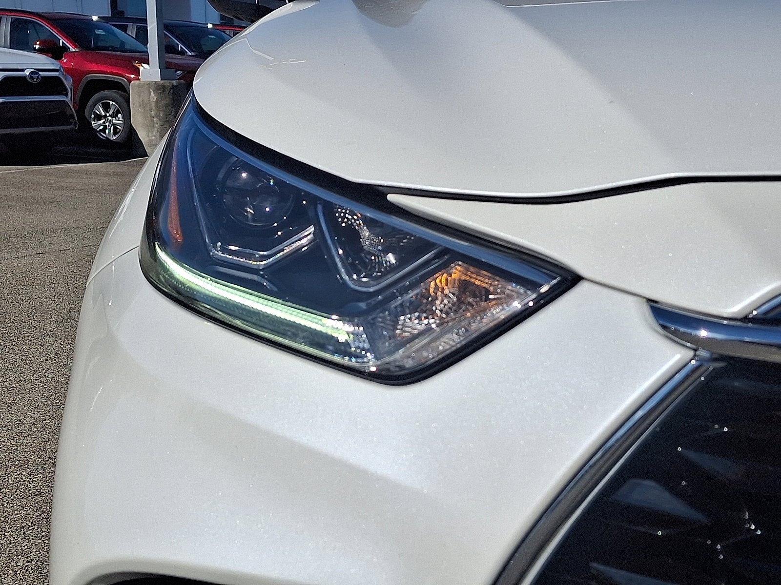 2021 Toyota Highlander Base