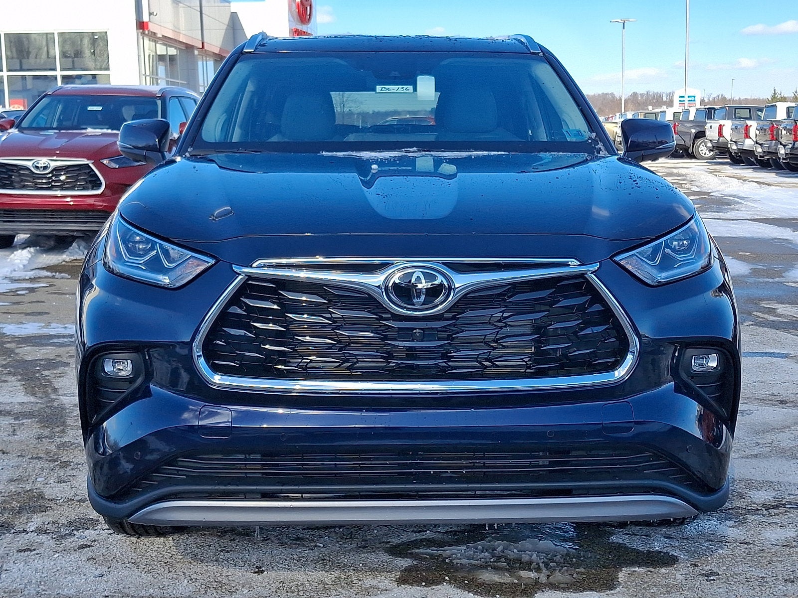 2026 Toyota Highlander Hybrid Platinum