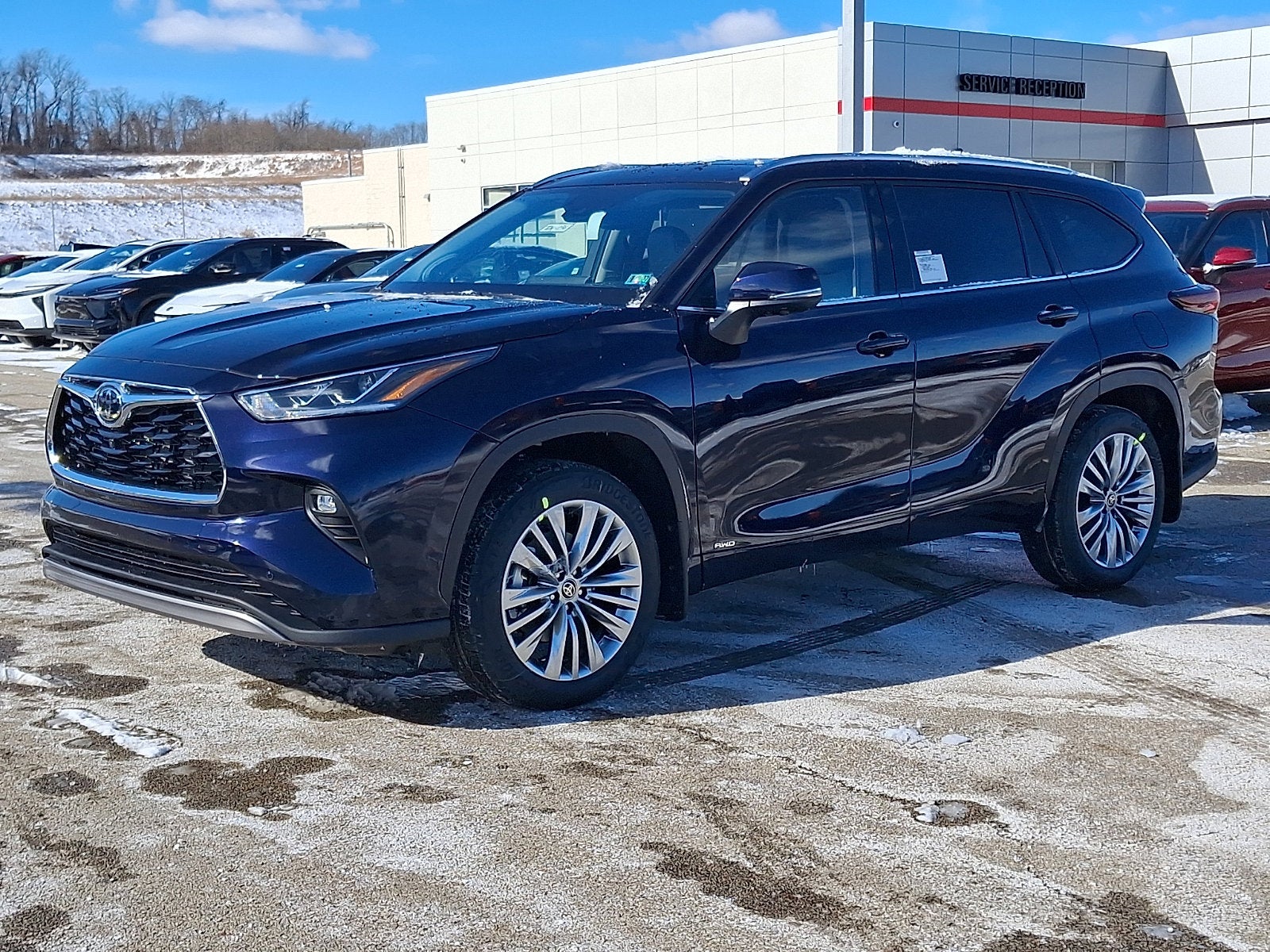 2026 Toyota Highlander Hybrid Platinum