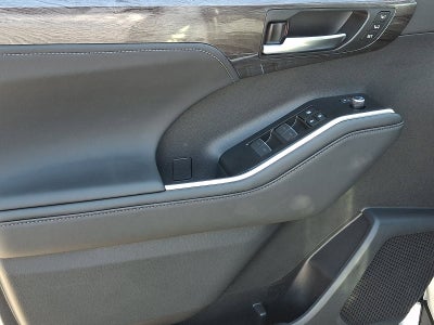 2026 Toyota Highlander Hybrid Hybrid Platinum