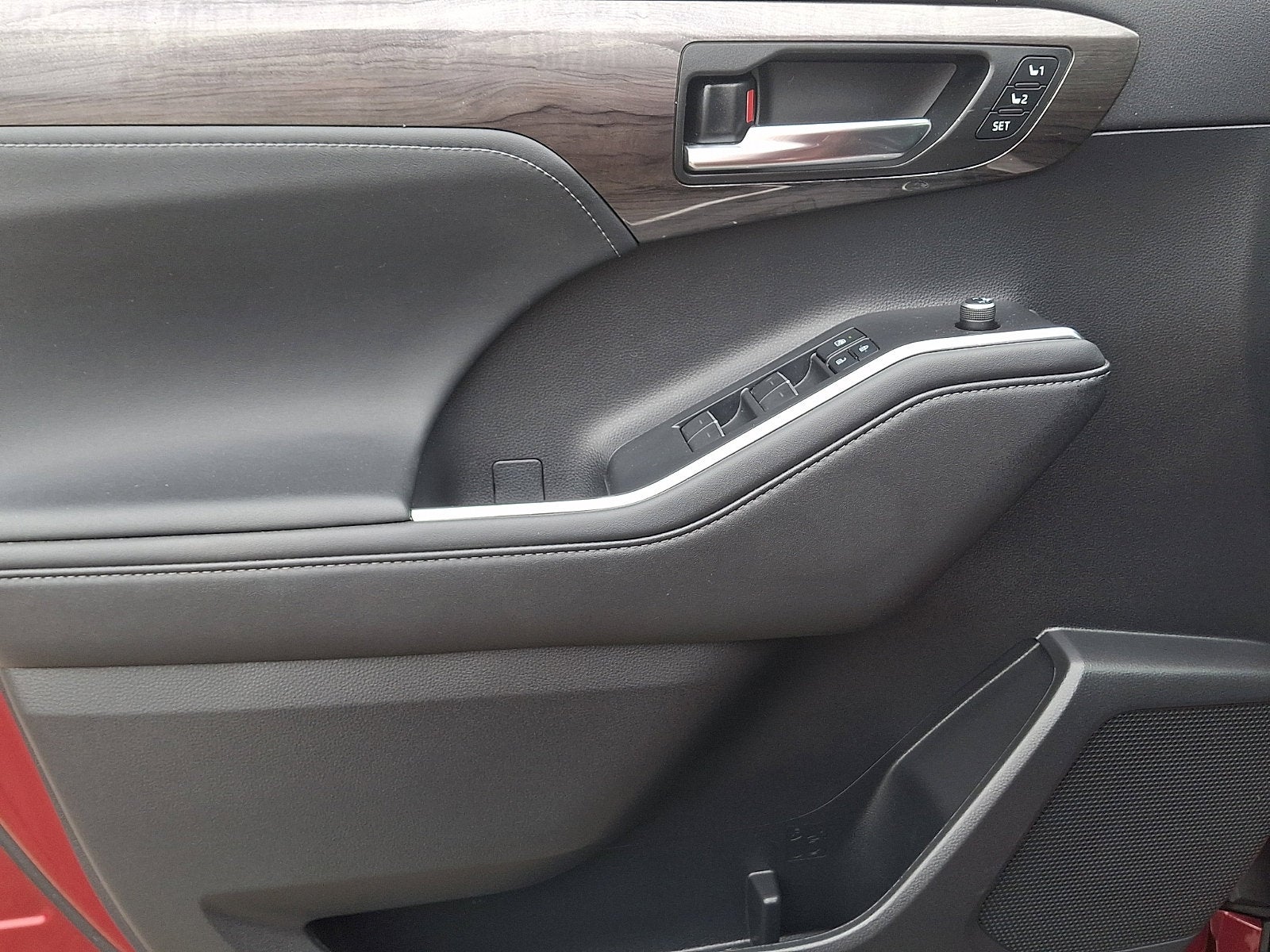 2022 Toyota HIGHLANDER HYBRD Hybrid Platinum