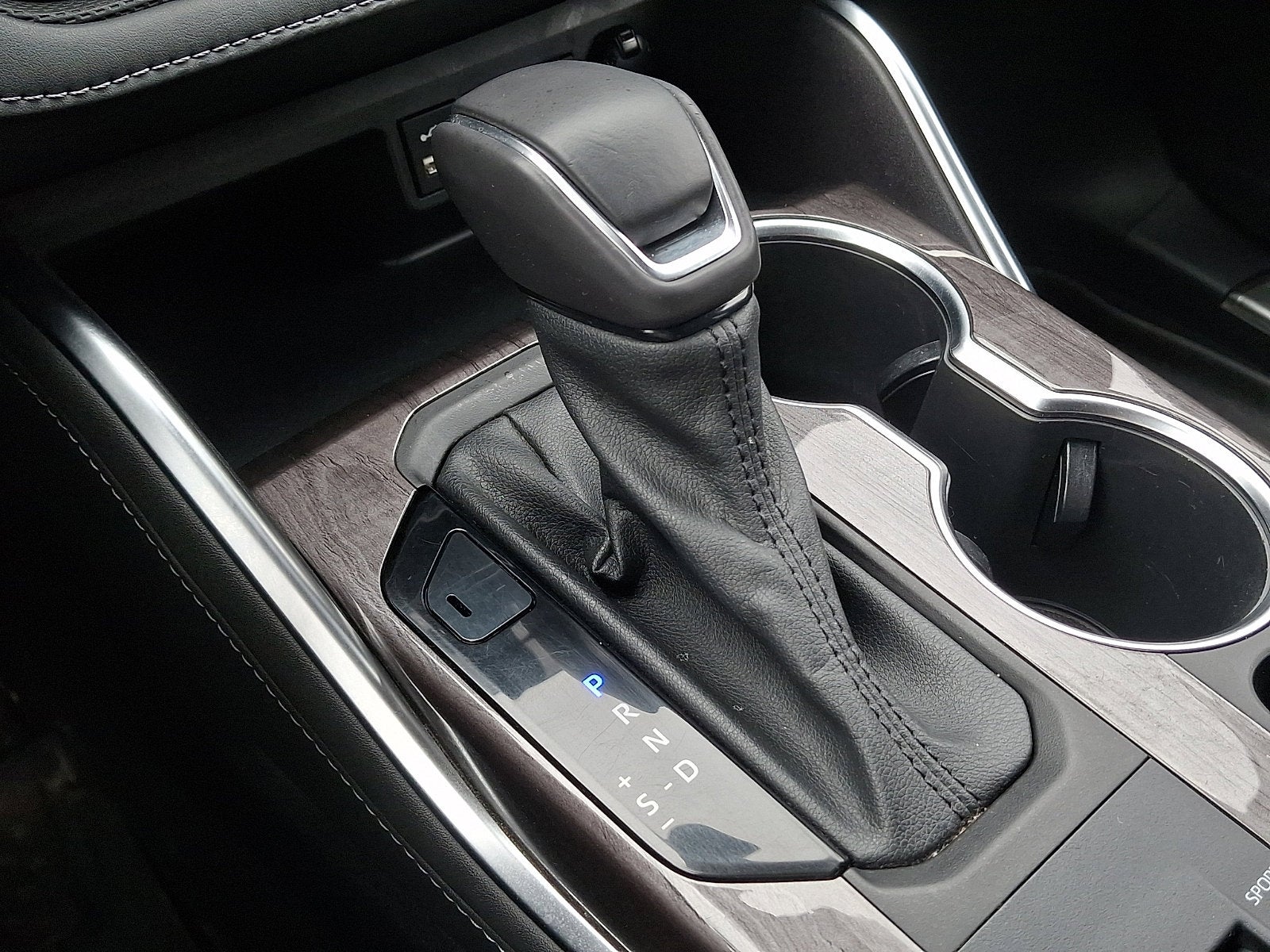 2022 Toyota HIGHLANDER HYBRD Hybrid Platinum