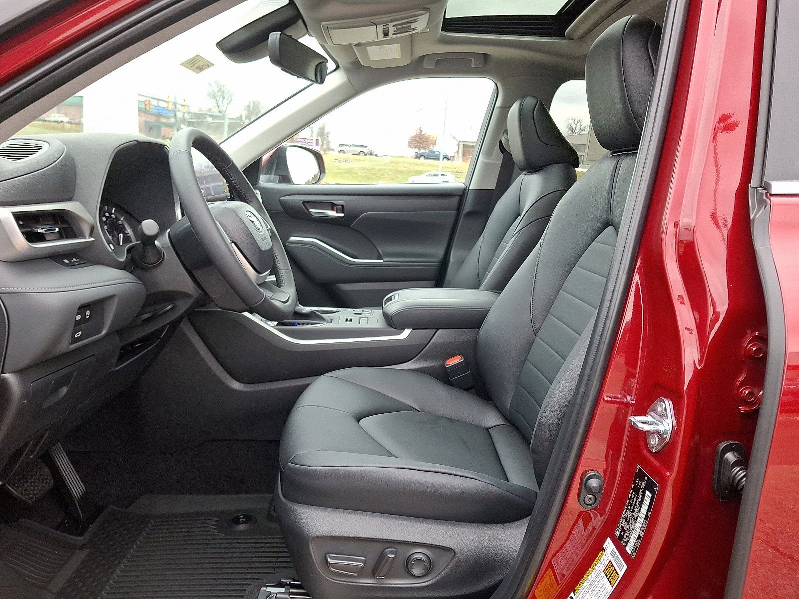 2026 Toyota Highlander Base