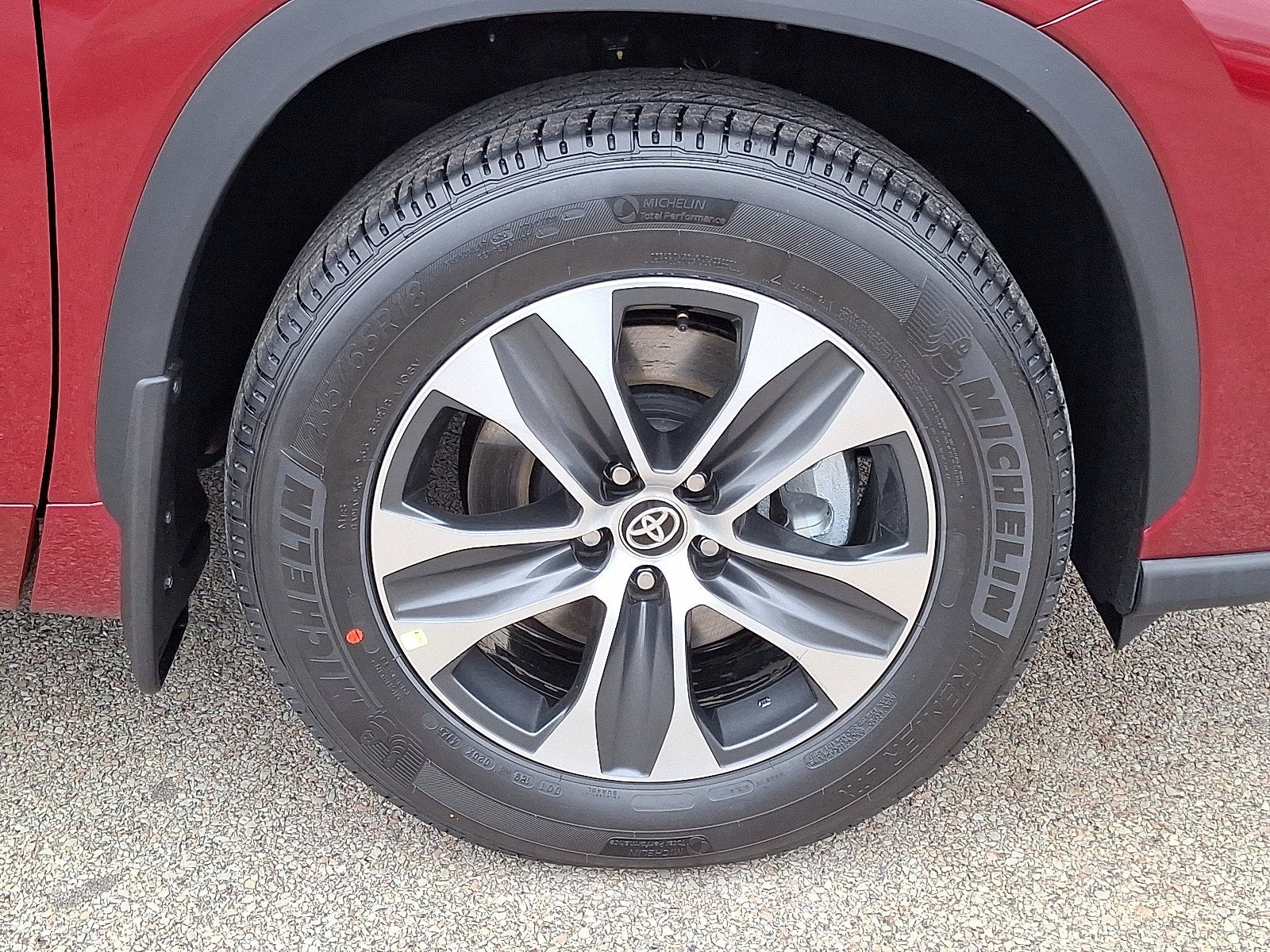 2026 Toyota Highlander Base